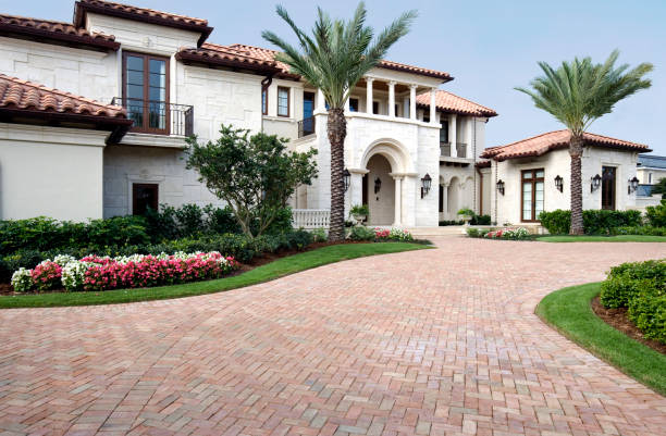 Best Cobblestone Driveway Pavers  in Hutchinson, MN